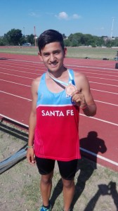 Benjamin Castillo, bronce en 600 metros.