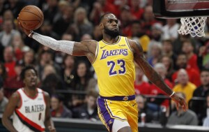 LeBron James, estella de los Lakers.