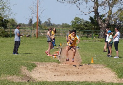 Torneo de atletismo social en el CRAS
