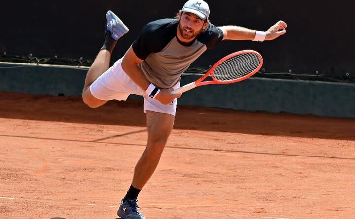 Ribero cerró una buena semana en Campinas con la semifinal de dobles