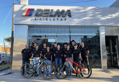 Con acompañamiento de Casa Delma, representantes del Club Ciclista encaran competencias internacionales