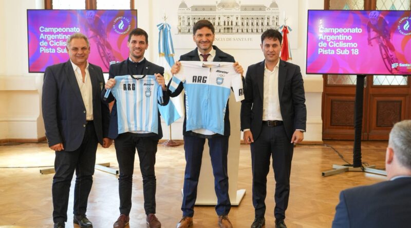 Con Pullaro y Viotti se presentó el Argentino de Pista Sub 18 y Copa América C2 para inaugurar el velódromo