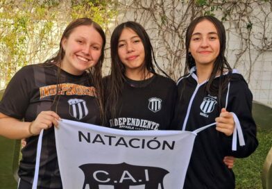 Positivo torneo para nadadoras de Independiente en Santa Fe