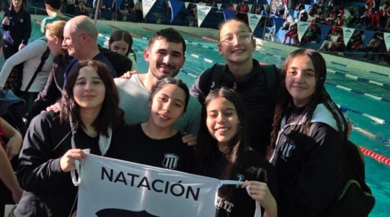 Nadadoras del CAI en la segunda fecha de la Copa Santa Fe