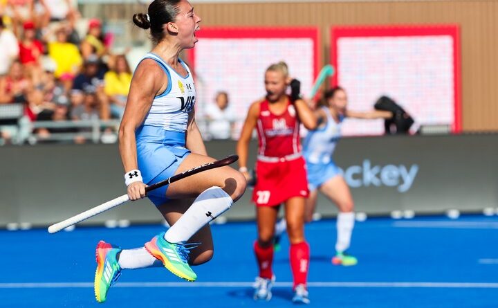 Las Leonas empataron en el debut mundialista